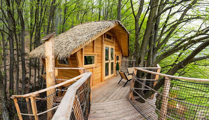 Ubytovanie na strome TREEHOUSE POD LESOM - Muránska planina, Muráň